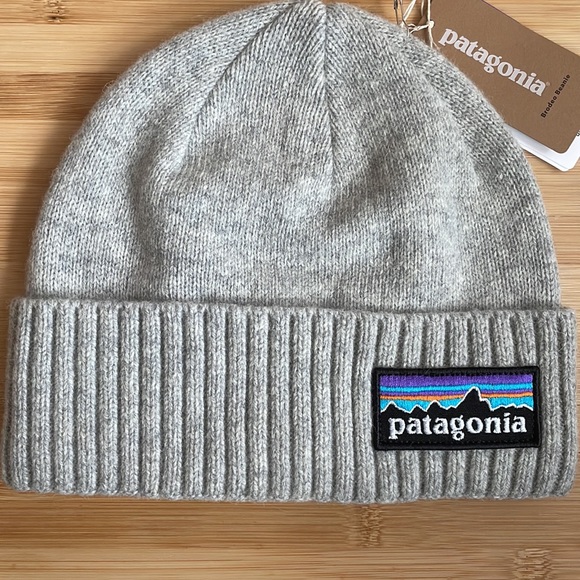 Brand New Patagonia Brodeo Beanie Recycled Wool Drifter Grey Logo Hat Ski Hike - Picture 3 of 15